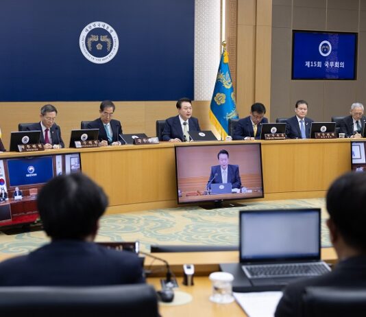 윤 대통령 “긴급 농축산물 가격안정자금 무제한·무기한 투입”